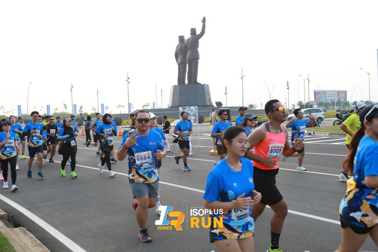 Race photo from ISOPlus Run 2024 Jakarta