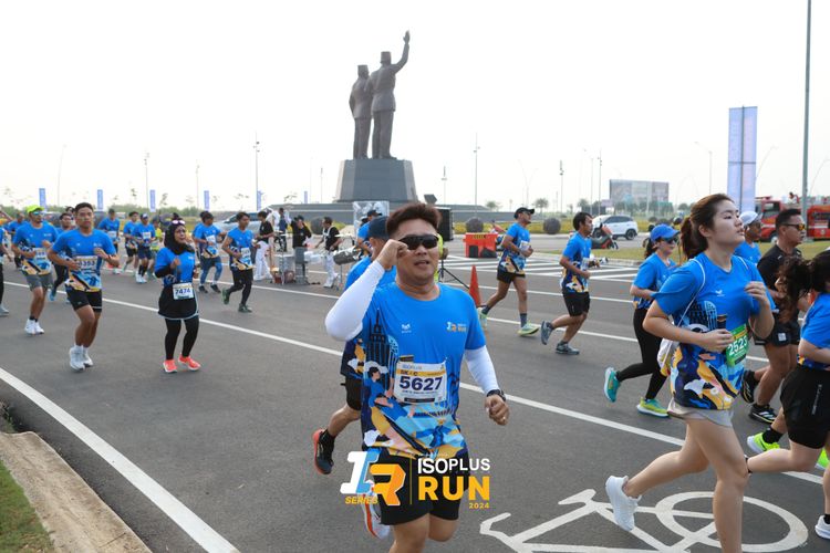 Race photo from ISOPlus Run 2024 Jakarta