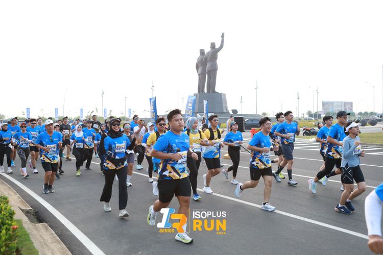 Race photo from ISOPlus Run 2024 Jakarta