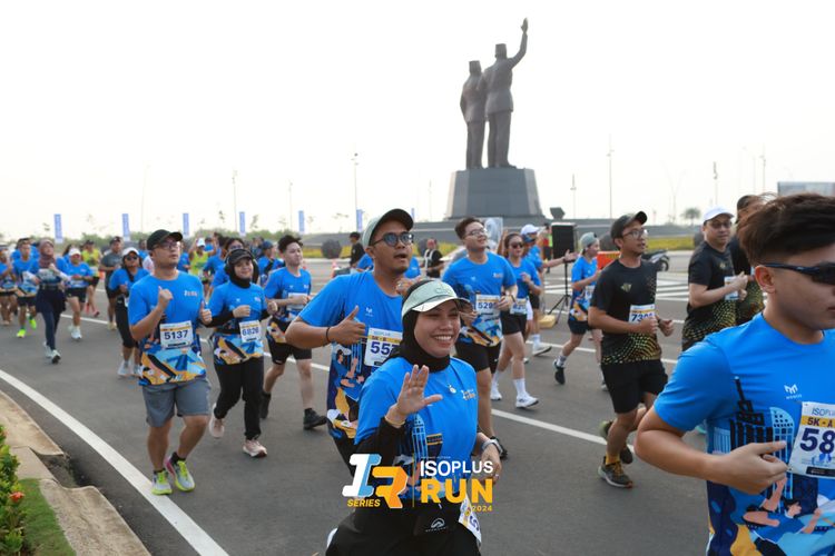 Race photo from ISOPlus Run 2024 Jakarta