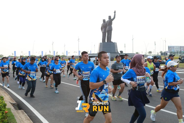 Race photo from ISOPlus Run 2024 Jakarta