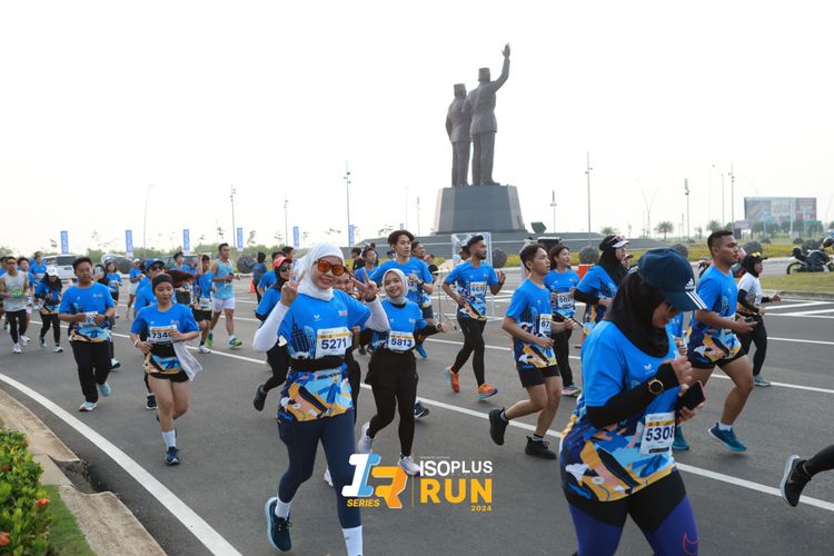 Race photo from ISOPlus Run 2024 Jakarta