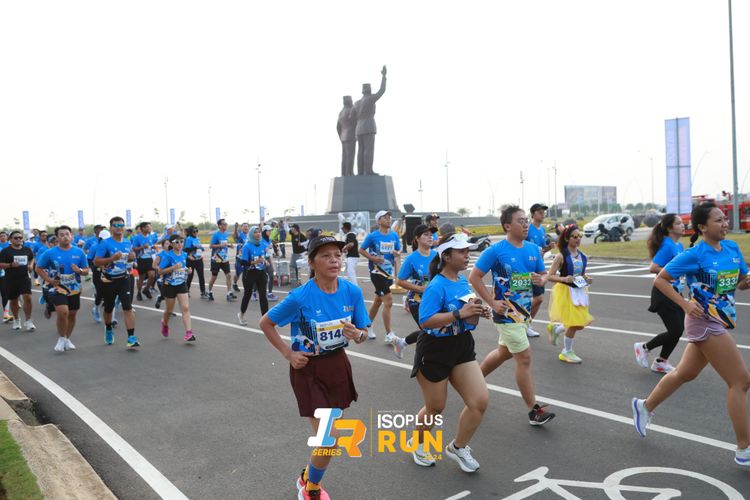 Race photo from ISOPlus Run 2024 Jakarta