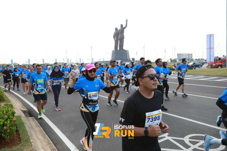 Race photo from ISOPlus Run 2024 Jakarta