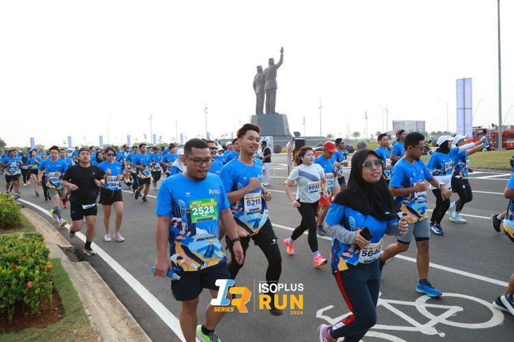 Race photo from ISOPlus Run 2024 Jakarta