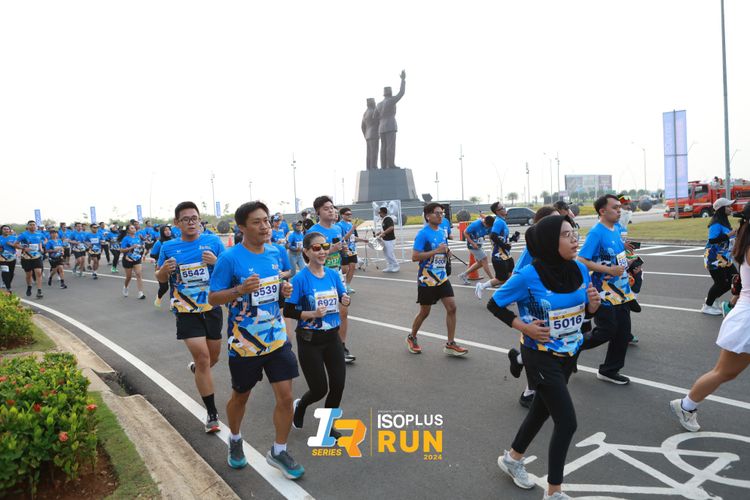 Race photo from ISOPlus Run 2024 Jakarta