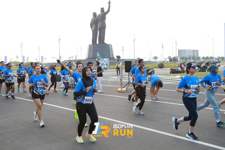 Race photo from ISOPlus Run 2024 Jakarta