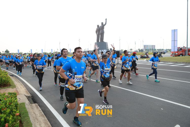 Race photo from ISOPlus Run 2024 Jakarta