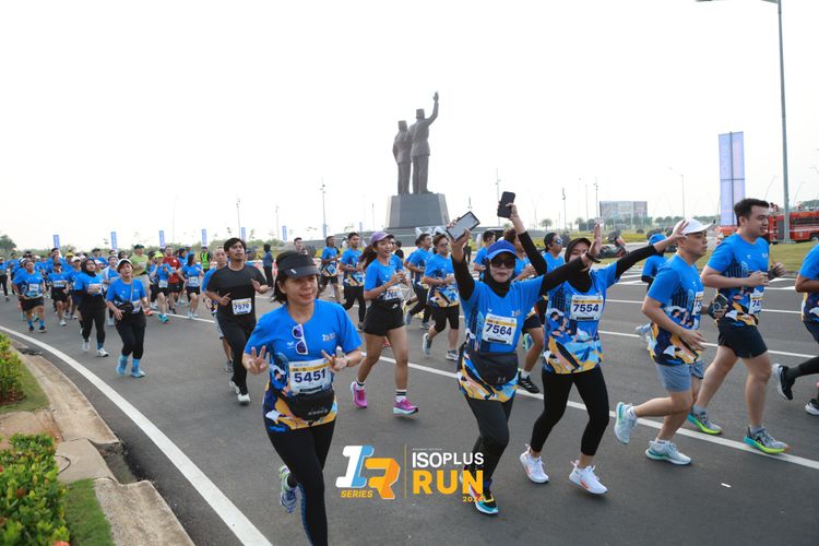 Race photo from ISOPlus Run 2024 Jakarta