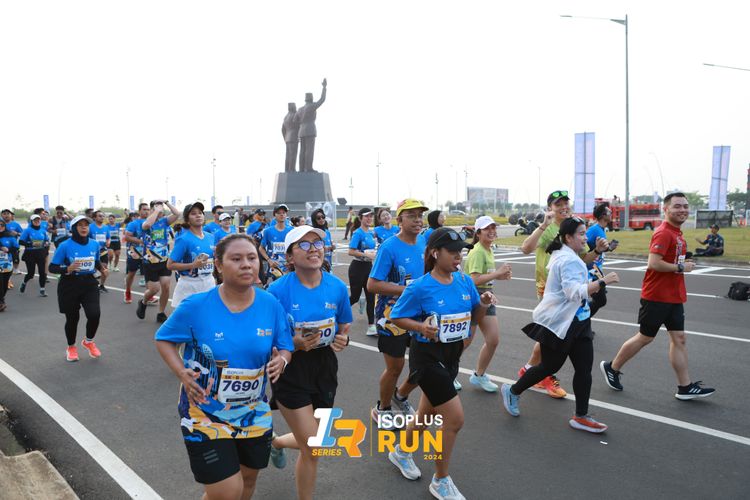 Race photo from ISOPlus Run 2024 Jakarta