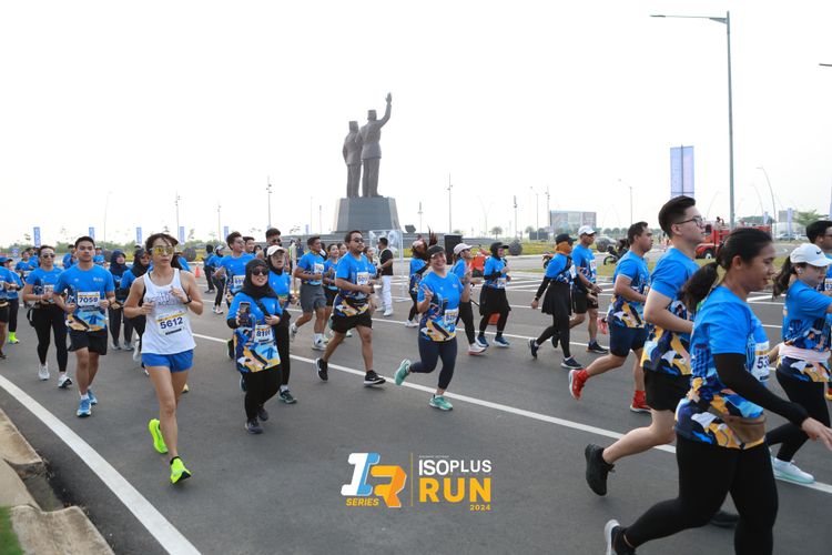 Race photo from ISOPlus Run 2024 Jakarta