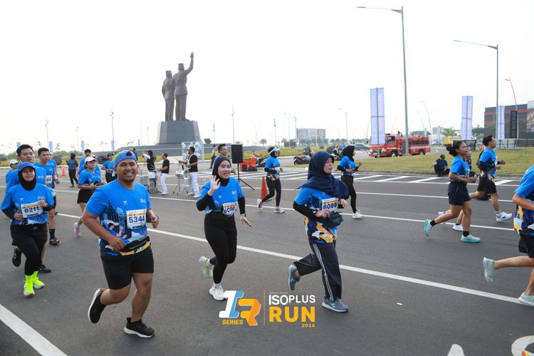 Race photo from ISOPlus Run 2024 Jakarta