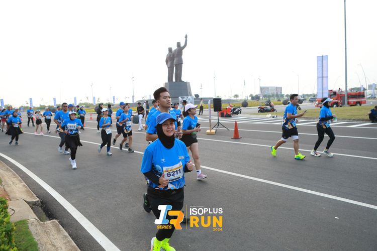 Race photo from ISOPlus Run 2024 Jakarta