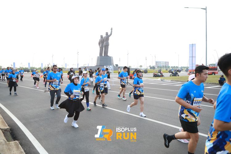 Race photo from ISOPlus Run 2024 Jakarta