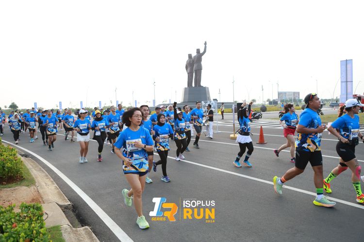 Race photo from ISOPlus Run 2024 Jakarta