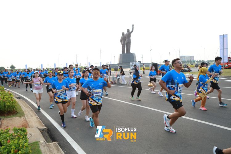 Race photo from ISOPlus Run 2024 Jakarta