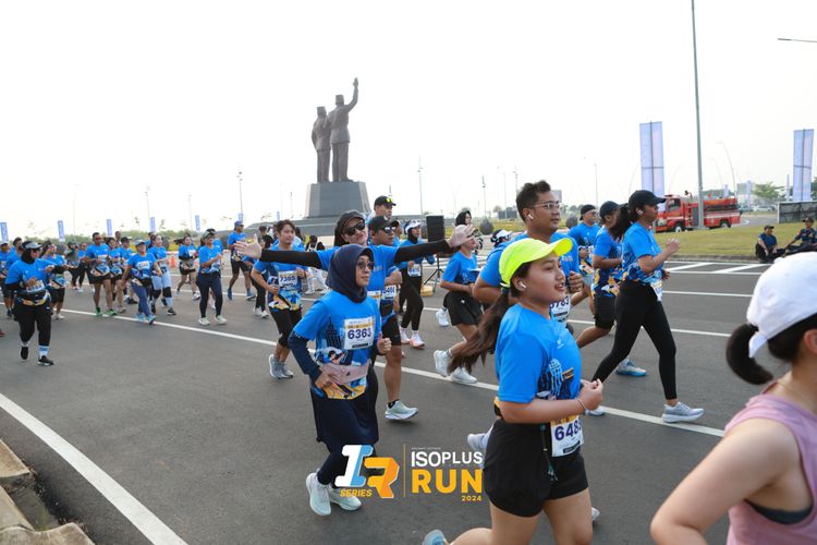 Race photo from ISOPlus Run 2024 Jakarta