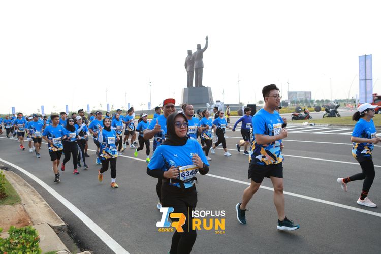 Race photo from ISOPlus Run 2024 Jakarta