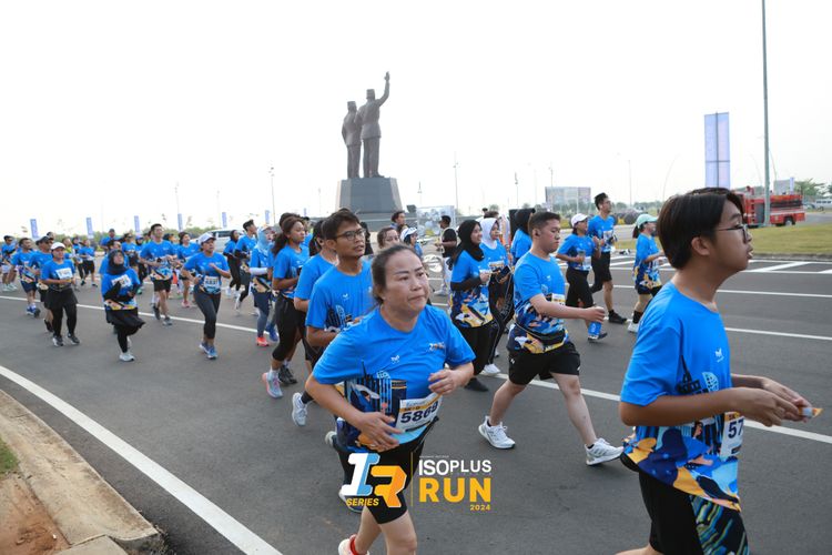 Race photo from ISOPlus Run 2024 Jakarta
