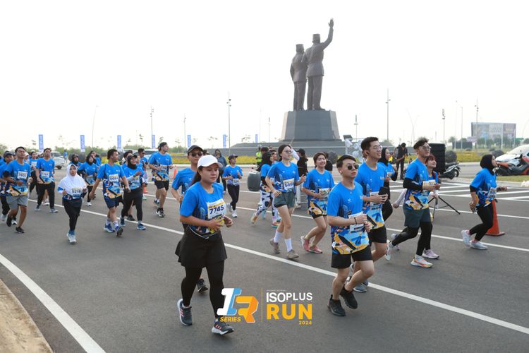 Race photo from ISOPlus Run 2024 Jakarta