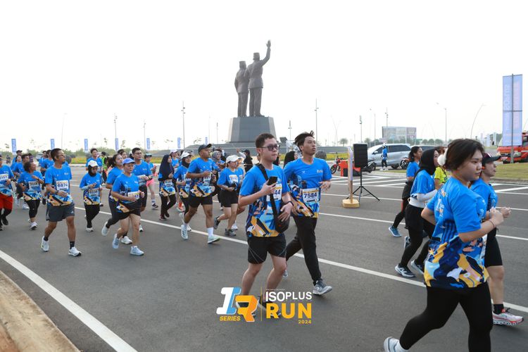 Race photo from ISOPlus Run 2024 Jakarta