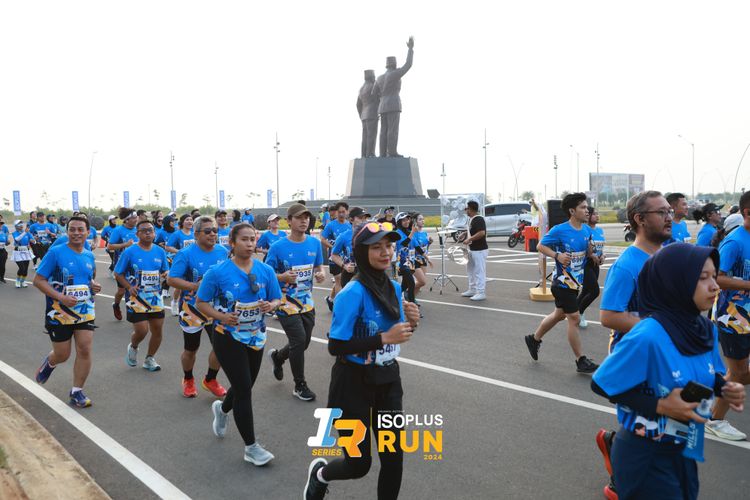 Race photo from ISOPlus Run 2024 Jakarta