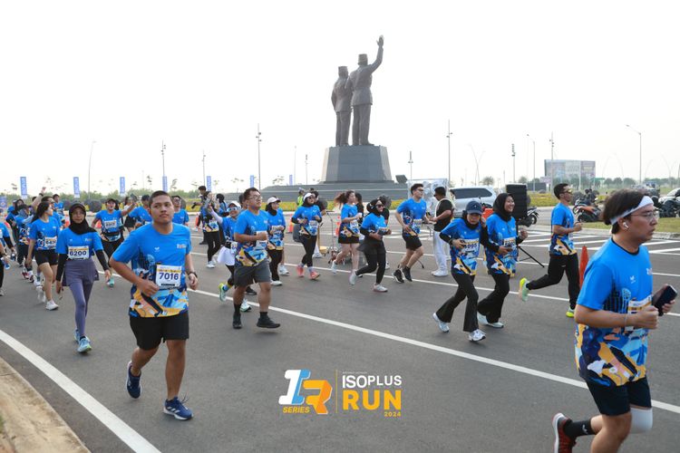 Race photo from ISOPlus Run 2024 Jakarta