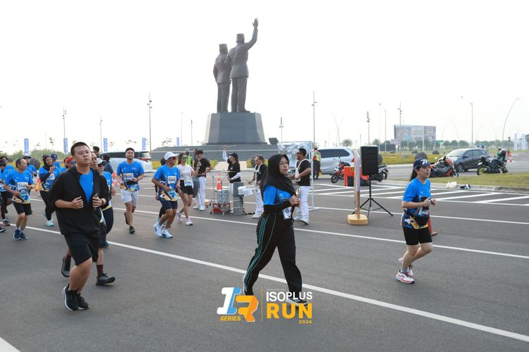 Race photo from ISOPlus Run 2024 Jakarta