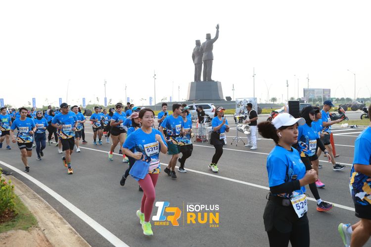 Race photo from ISOPlus Run 2024 Jakarta