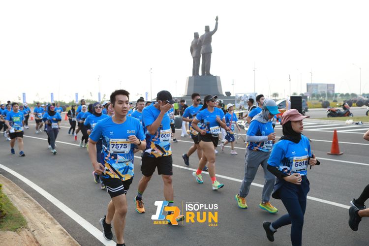 Race photo from ISOPlus Run 2024 Jakarta