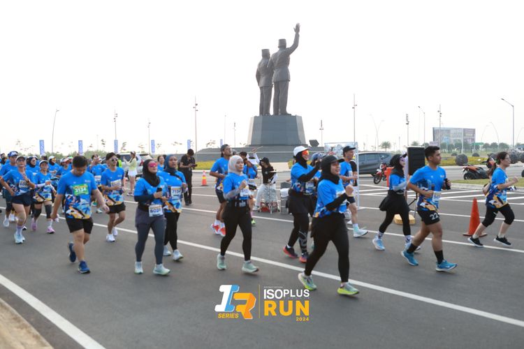 Race photo from ISOPlus Run 2024 Jakarta