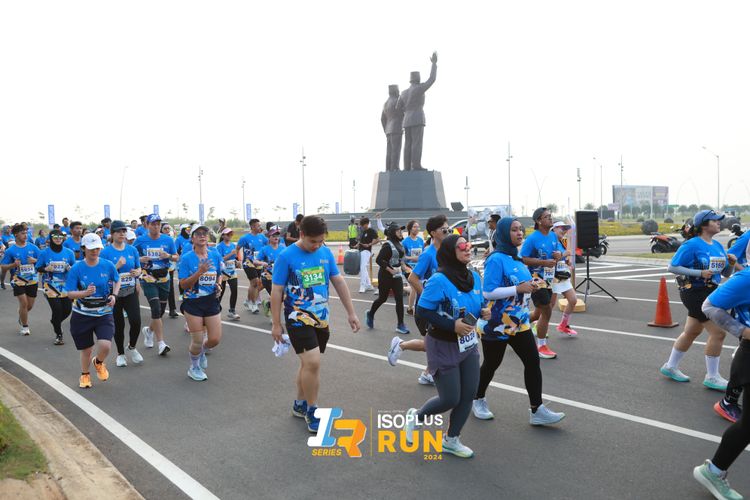 Race photo from ISOPlus Run 2024 Jakarta