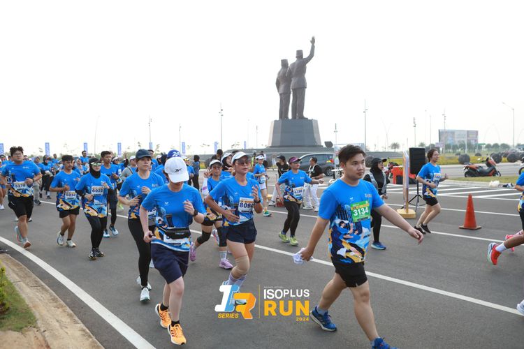Race photo from ISOPlus Run 2024 Jakarta