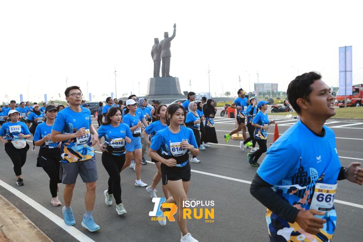 Race photo from ISOPlus Run 2024 Jakarta