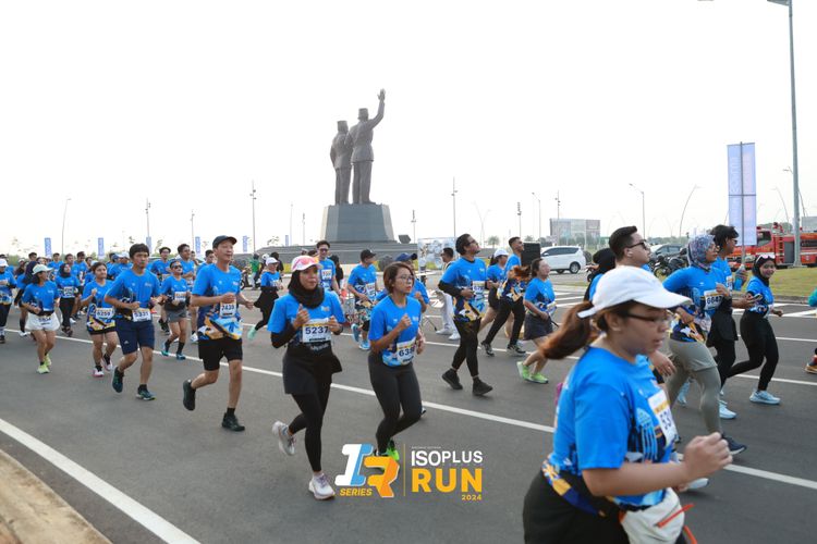Race photo from ISOPlus Run 2024 Jakarta