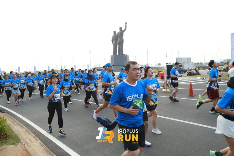 Race photo from ISOPlus Run 2024 Jakarta