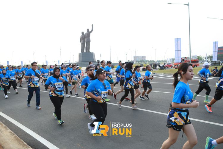 Race photo from ISOPlus Run 2024 Jakarta