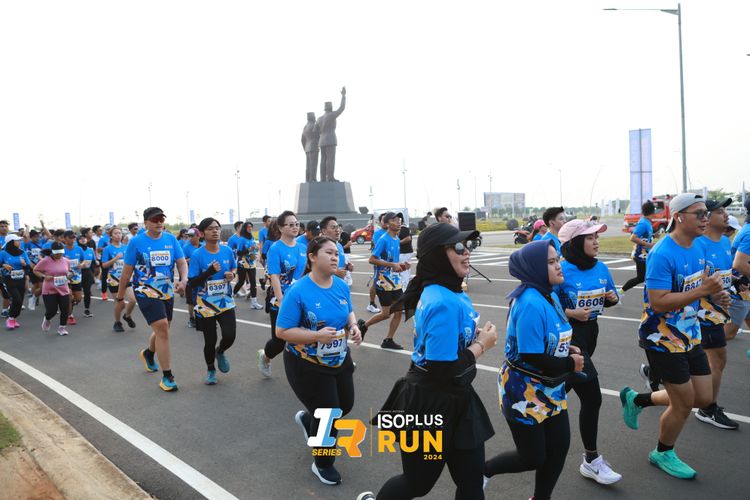 Race photo from ISOPlus Run 2024 Jakarta
