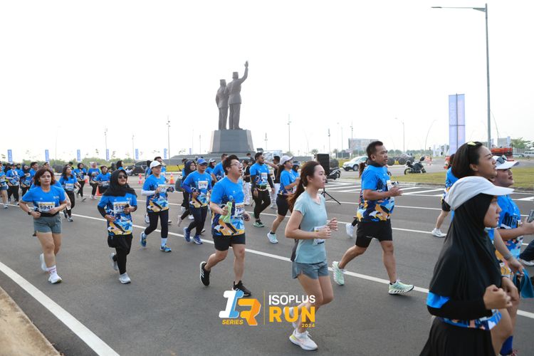 Race photo from ISOPlus Run 2024 Jakarta