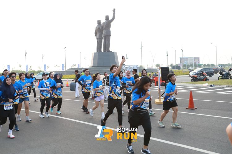 Race photo from ISOPlus Run 2024 Jakarta