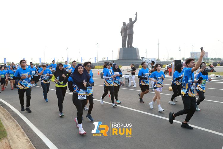 Race photo from ISOPlus Run 2024 Jakarta