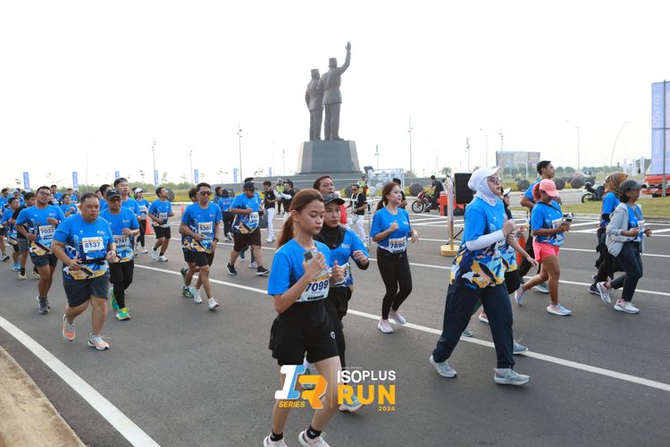 Race photo from ISOPlus Run 2024 Jakarta