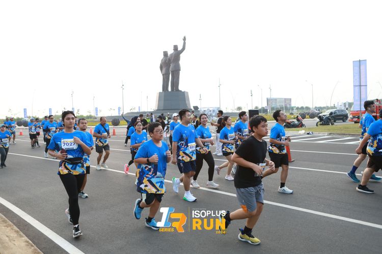 Race photo from ISOPlus Run 2024 Jakarta
