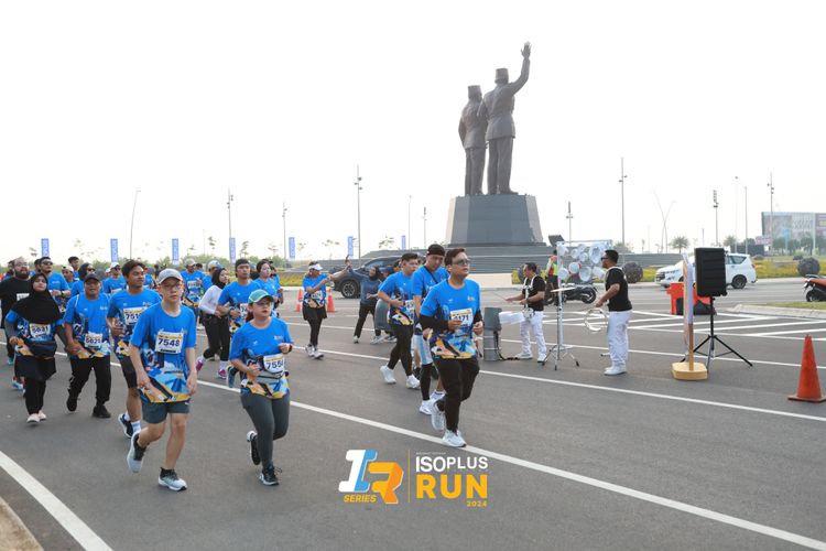 Race photo from ISOPlus Run 2024 Jakarta