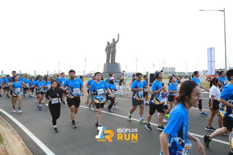 Race photo from ISOPlus Run 2024 Jakarta