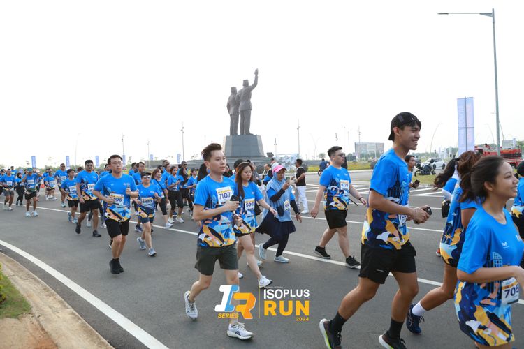 Race photo from ISOPlus Run 2024 Jakarta