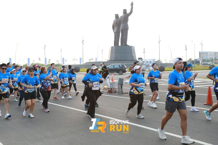 Race photo from ISOPlus Run 2024 Jakarta