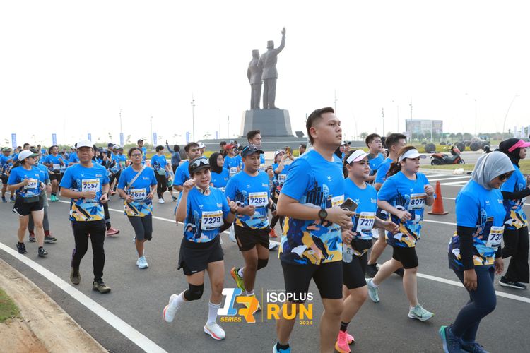 Race photo from ISOPlus Run 2024 Jakarta