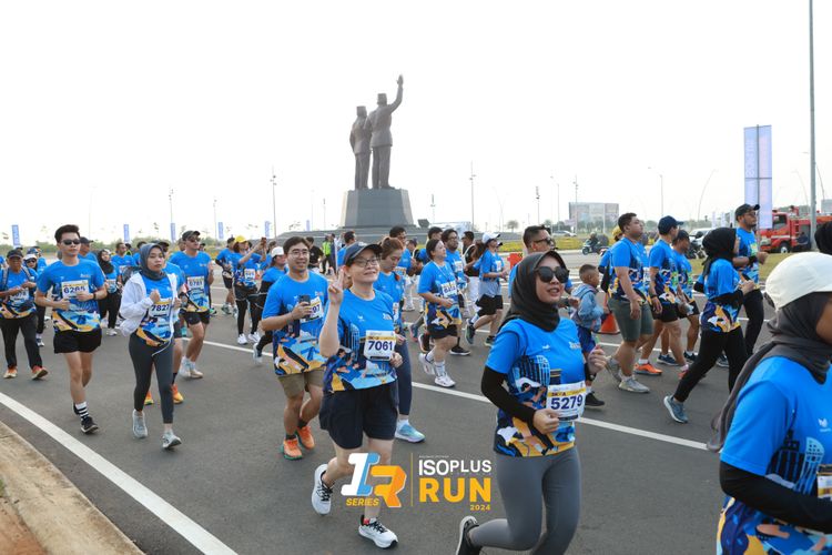 Race photo from ISOPlus Run 2024 Jakarta