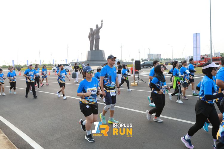 Race photo from ISOPlus Run 2024 Jakarta